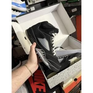 Jordan retro 5 black metallic sz 11